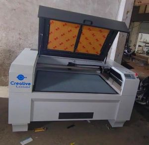 Education Purpose Co2 Laser Cutting & Engraving Machine