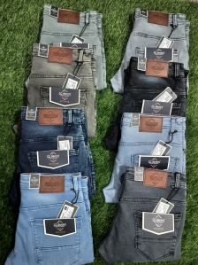 relaxed fit jeans