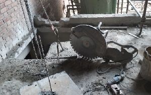 Concrete wall cutting service