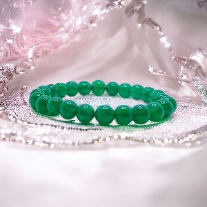 jade bracelet