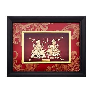 gold picture frame