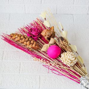 dried flower bouquets