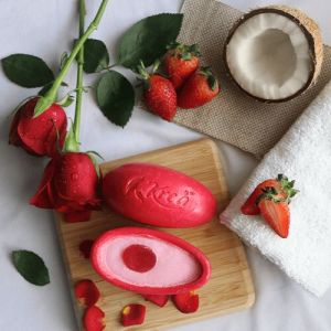 Krea Strawberry 3in1 bath Soap