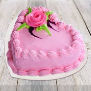 Strawberry Love Cake