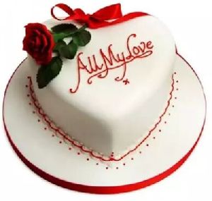 Sweet Love Heart Shape Fondant Cake