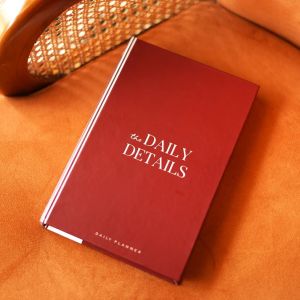 THE DAILY DETAILS UNDATED DAILY PLANNER DIARY