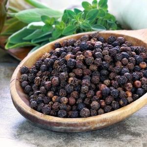 Raw Black Pepper Seeds