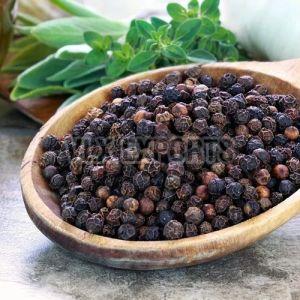 Raw Black Pepper Seeds