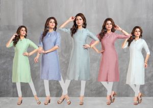 Ladies White Cotton Plain Kurti