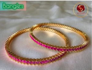 Ssaazz Pink Brass Ruby Bangle Set