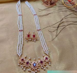 Ssaazz White Traditional Tanmani Necklace Set