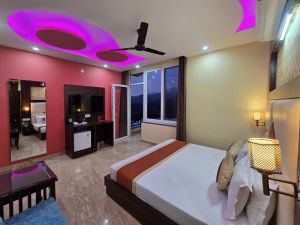 air-conditioned deluxe rooms