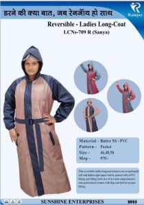 Ladies Reversible Raincoat