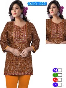 Ladies Rayon 3/4th Sleeve Short Kurti