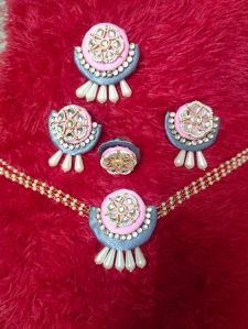 Ladies Indian Loreal Necklace Set