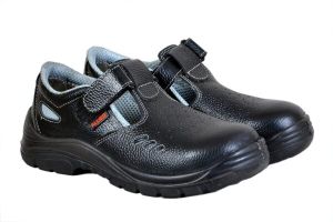 Feema Black Shoes