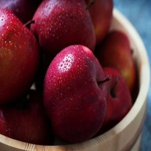 Fresh Kashmiri Apple