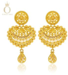 Versatile Heart Ladies Gold Earrings