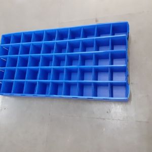 Box with Separators for Small Yarn Cones