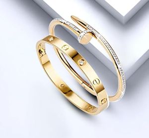 nipstec women anti tarnish stylish bracelet