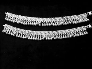Sterling Silver Designer Anklet With Hanging Charms