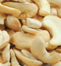 Cashew Kernels - Scorched Pieces