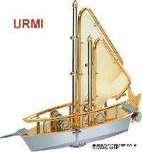 Urmi Titanic Ship