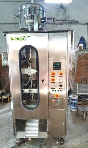 Pouch Packing Machine