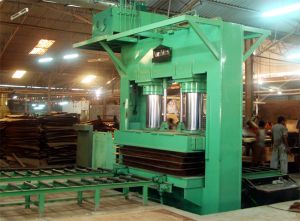 HYDRAULIC PRE PRESS FOR PLYWOOD