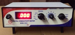 Digital Conductivity Meter