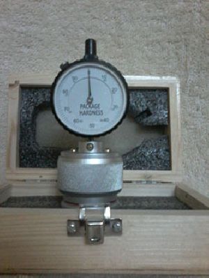 YARN PACKAGE HARDNESS TESTER