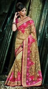 101 A SAREE