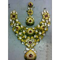 Heavy Kundan Necklace Set