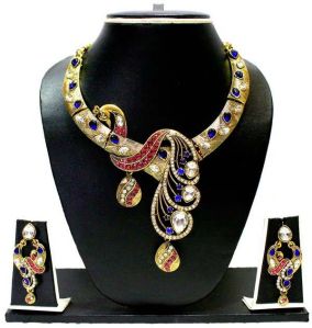 Zaveri Pearls Peacock Swirl Necklace Set