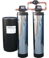 Water softener tank