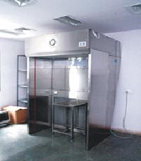 Powder Containment Booths