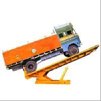 hydraulic truck