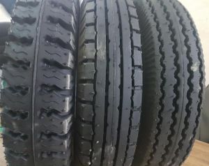 Bajaj Tuk Tuk Tyre 4.00.8