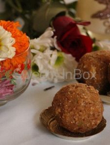 SPECIAL BESAN LADDOO