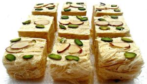 Desi ghee Soan Papdi