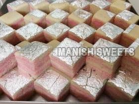 Strawberry Vanilla Burfi