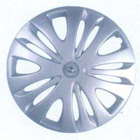 13 Inch Centre Bolt Silver Car Wheel Covers