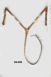 Breast collar equestrian