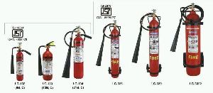 Portable carbon dioxide fire extinguisher