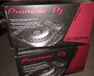 Pioneer DJ CDJ 900 NXS Digital Media CD Player Controllers CDJ-900NXS