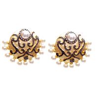 Golden Earrings With Pearls 899