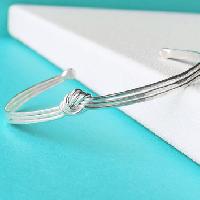 Design Beautiful Knot Womens Bracelet For Her 14k White Gold