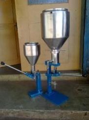 Hand Operator Paste Filling Machine