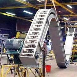 DRAG CONVEYOR