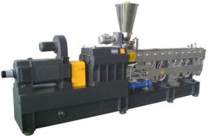 Twin Screw Extruder